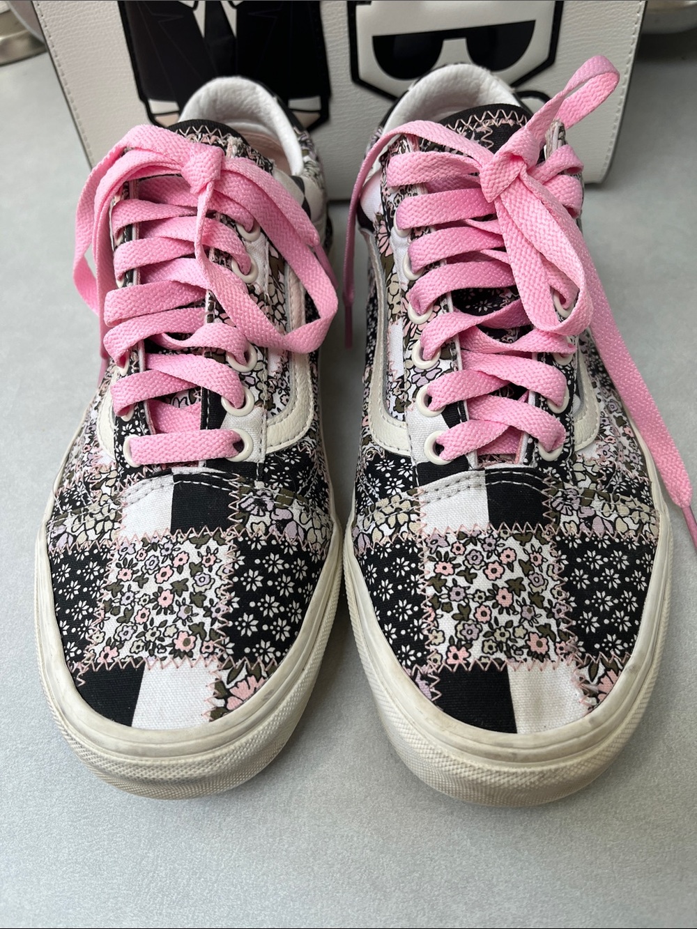 Vans Patchwork Floral Low-Top Sneakers with Pink Laces